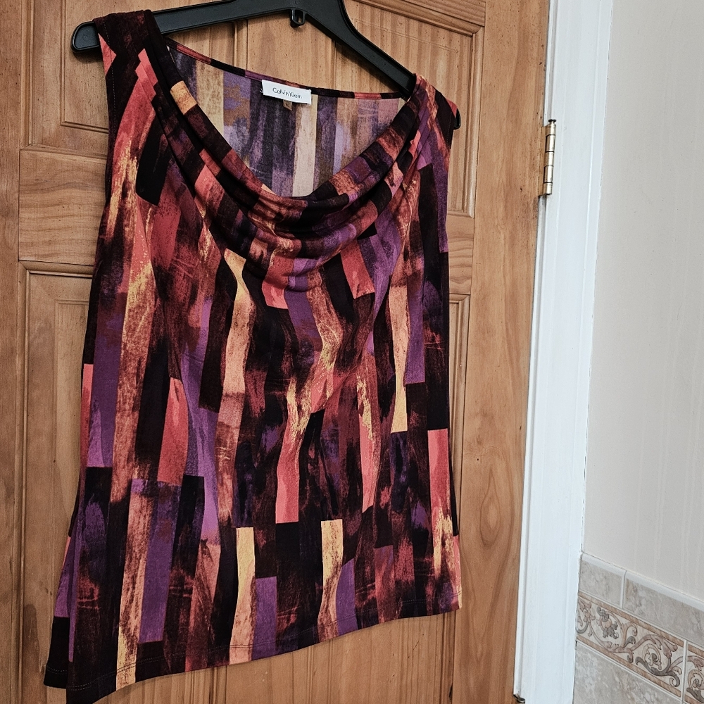 Calvin Klein Abstract Pattern Draped Neck Sleeveless Jersey Cami Tank Top - Picture 3 of 11
